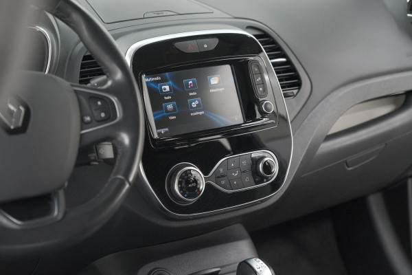 Renault Captur TCe 150 EDC Intens | Trekhaak | Camera | Dodehoekdetectie | Navigatie Renault Captur TCe 150 EDC Intens | Trekhaak | Camera | Dodehoekdetectie | Navigatie
