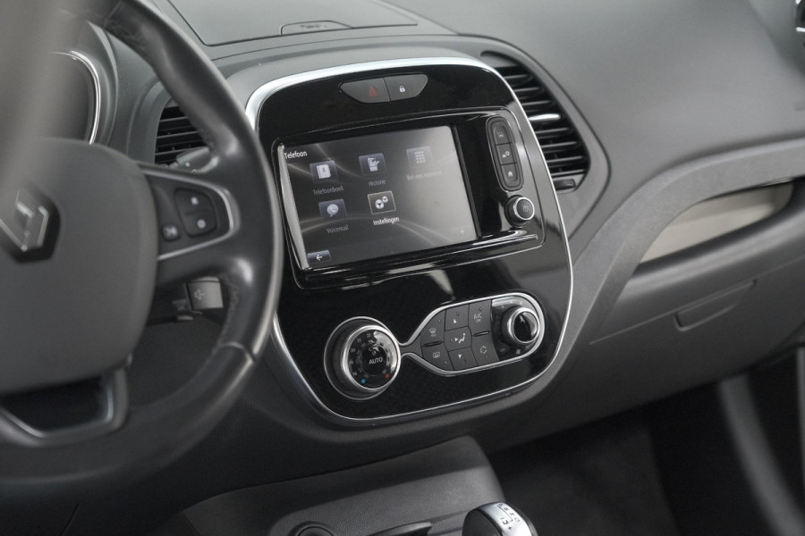 Renault Captur TCe 150 EDC Intens | Trekhaak | Camera | Dodehoekdetectie | Navigatie Renault Captur TCe 150 EDC Intens | Trekhaak | Camera | Dodehoekdetectie | Navigatie