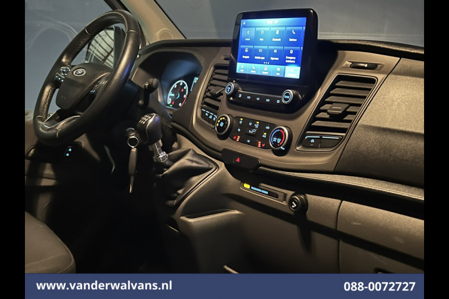 Ford Transit 2.0 TDCI 131pk L4H3 Euro6 Airco | Camera | Apple Carplay | Navigatie | Cruisecontrol | Stoelverwarming Cruisecontrol, parkeersensoren, verwarmde voorruit, bijrijdersbank, Android auto