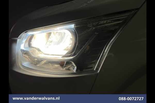 Ford Transit 2.0 TDCI 131pk L4H3 Euro6 Airco | Camera | Apple Carplay | Navigatie | Cruisecontrol | Stoelverwarming Cruisecontrol, parkeersensoren, verwarmde voorruit, bijrijdersbank, Android auto