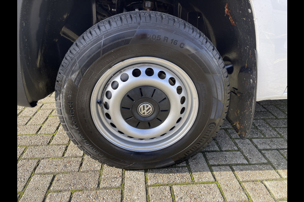 Volkswagen Amarok 3.0 TDI 164pk 4 Motion Plus Cab Trendline / 2 persoons / vaste prijs rijklaar € 19.950 ex btw / lease vanaf € / 4x4 / airco / mag 3000 kg trekken / euro 6 diesel / bpm vrij