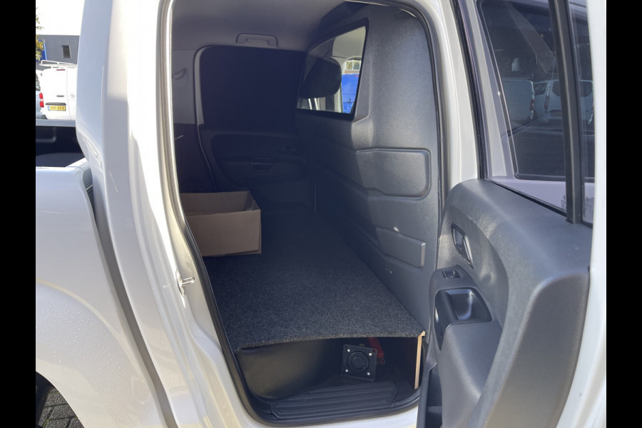 Volkswagen Amarok 3.0 TDI 164pk 4 Motion Plus Cab Trendline / 2 persoons / vaste prijs rijklaar € 19.950 ex btw / lease vanaf € / 4x4 / airco / mag 3000 kg trekken / euro 6 diesel / bpm vrij