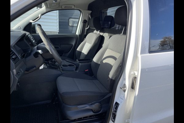 Volkswagen Amarok 3.0 TDI 164pk 4 Motion Plus Cab Trendline / 2 persoons / vaste prijs rijklaar € 19.950 ex btw / lease vanaf € / 4x4 / airco / mag 3000 kg trekken / euro 6 diesel / bpm vrij