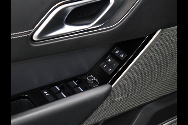 Land Rover Range Rover Velar 2.0 P400e R-Dynamic HSE [SCHUIFKANTELDAK, STOELMASSAGE, TREKHAAK AFNEEMBAAR, MEMORY SEATS, APPLE CARPLAY, ANDROID, MERIDIAN SOUND, OFFROAD MODE, 360 CAMERA, VOL LEDER, ADAPTIVE CRUISE, STOELVERWARMING, ]