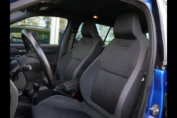 Škoda Fabia Combi 1.0 TSI Style | Navigatie | DAB | Android/Apple Carplay Škoda Fabia Combi 1.0 TSI Style | Navigatie | DAB | Android/Apple Carplay