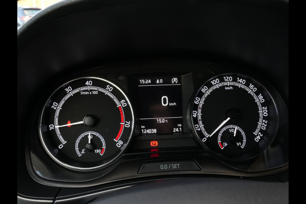 Škoda Fabia Combi 1.0 TSI Style | Navigatie | DAB | Android/Apple Carplay Škoda Fabia Combi 1.0 TSI Style | Navigatie | DAB | Android/Apple Carplay