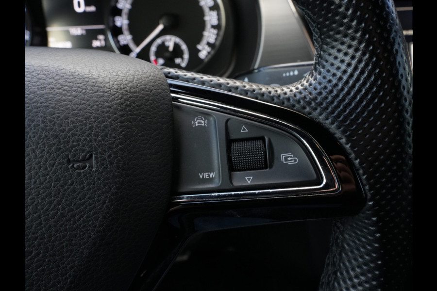 Škoda Fabia Combi 1.0 TSI Style | Navigatie | DAB | Android/Apple Carplay Škoda Fabia Combi 1.0 TSI Style | Navigatie | DAB | Android/Apple Carplay