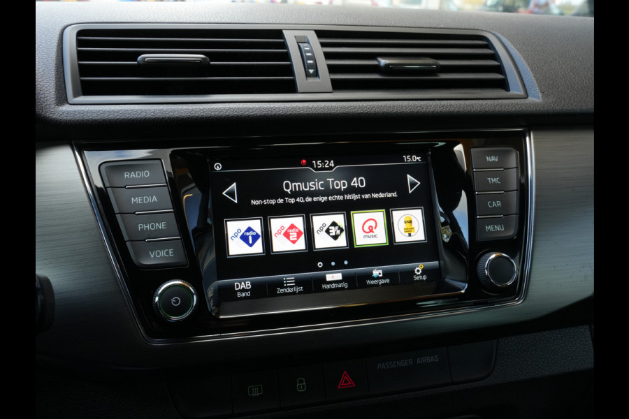 Škoda Fabia Combi 1.0 TSI Style | Navigatie | DAB | Android/Apple Carplay Škoda Fabia Combi 1.0 TSI Style | Navigatie | DAB | Android/Apple Carplay