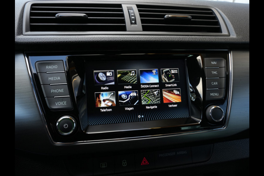 Škoda Fabia Combi 1.0 TSI Style | Navigatie | DAB | Android/Apple Carplay Škoda Fabia Combi 1.0 TSI Style | Navigatie | DAB | Android/Apple Carplay