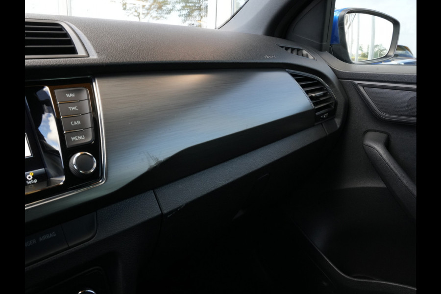 Škoda Fabia Combi 1.0 TSI Style | Navigatie | DAB | Android/Apple Carplay Škoda Fabia Combi 1.0 TSI Style | Navigatie | DAB | Android/Apple Carplay