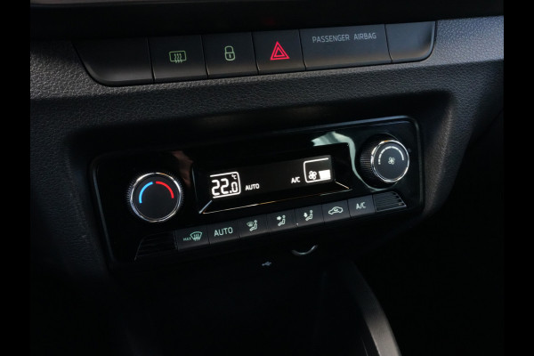 Škoda Fabia Combi 1.0 TSI Style | Navigatie | DAB | Android/Apple Carplay Škoda Fabia Combi 1.0 TSI Style | Navigatie | DAB | Android/Apple Carplay