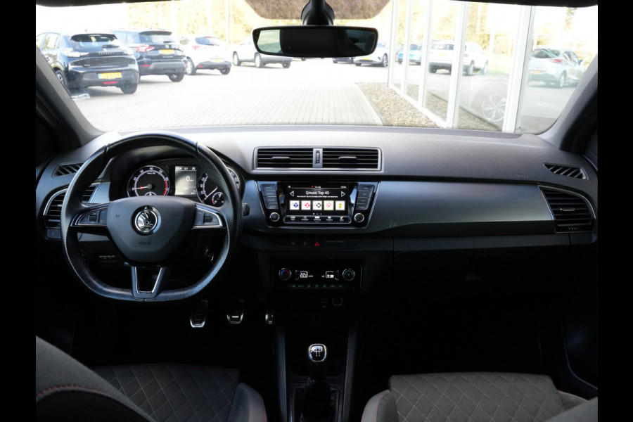Škoda Fabia Combi 1.0 TSI Style | Navigatie | DAB | Android/Apple Carplay Škoda Fabia Combi 1.0 TSI Style | Navigatie | DAB | Android/Apple Carplay