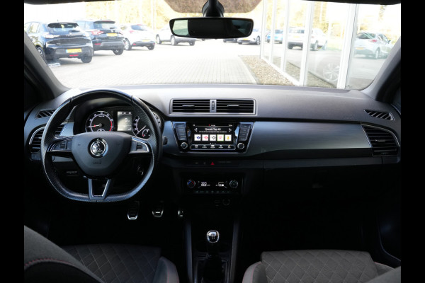 Škoda Fabia Combi 1.0 TSI Style | Navigatie | DAB | Android/Apple Carplay Škoda Fabia Combi 1.0 TSI Style | Navigatie | DAB | Android/Apple Carplay