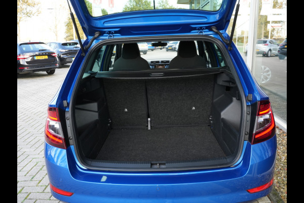 Škoda Fabia Combi 1.0 TSI Style | Navigatie | DAB | Android/Apple Carplay Škoda Fabia Combi 1.0 TSI Style | Navigatie | DAB | Android/Apple Carplay