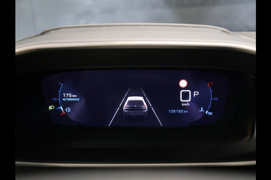 Peugeot 208 1.2 PureTech Blue Lease Allure [APPLE CARPLAY, ANDROID, CAMERA, 3D-COCKPIT, LEDVERLICHTING, HALF LEDER, CRUISE, CLIMATE, NIEUWSTAAT]