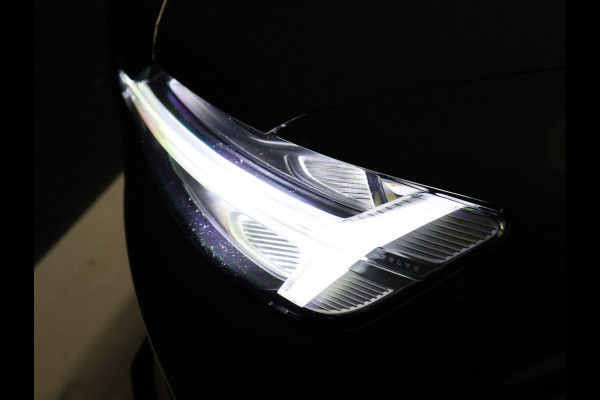 Volvo V60 2.0 T6 Recharge AWD R-Design [MEMORY SEATS, APPLE CARPLAY, ANDROID, CAMERA, ADAPTIVE CRUISE, VOL LEDER, CLIMATE, NIEUWSTAAT]