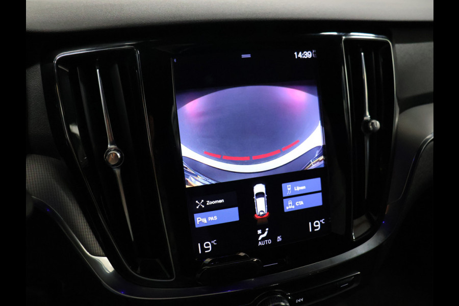 Volvo V60 2.0 T6 Recharge AWD R-Design [MEMORY SEATS, APPLE CARPLAY, ANDROID, CAMERA, ADAPTIVE CRUISE, VOL LEDER, CLIMATE, NIEUWSTAAT]