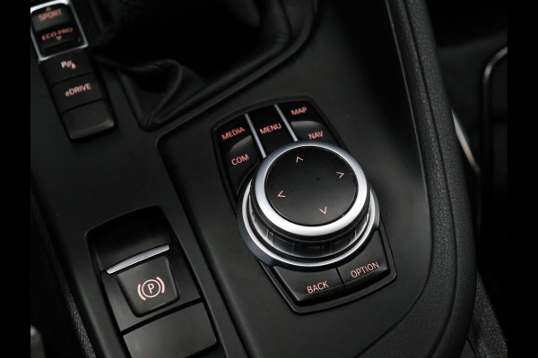 BMW X1 xDrive25e Business Edition Plus [GROOT NAVIGATIE, VOL LEDER, HEAD-UP, LEDVERLICHTING, PDC V+A, STOELVERWARMING, BLUETOOTH, CRUISE, CLIMATE, NIEUWSTAAT]