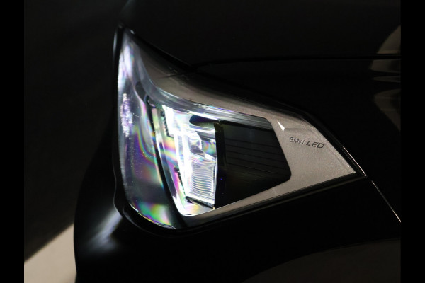 BMW X1 xDrive25e Business Edition Plus [GROOT NAVIGATIE, VOL LEDER, HEAD-UP, LEDVERLICHTING, PDC V+A, STOELVERWARMING, BLUETOOTH, CRUISE, CLIMATE, NIEUWSTAAT]