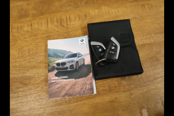 BMW X1 xDrive25e Business Edition Plus [GROOT NAVIGATIE, VOL LEDER, HEAD-UP, LEDVERLICHTING, PDC V+A, STOELVERWARMING, BLUETOOTH, CRUISE, CLIMATE, NIEUWSTAAT]
