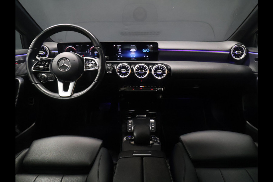 Mercedes-Benz A-Klasse 250 e Business Solution Luxury Limited [SFEERVERLICHTING, CAMERA, VOL LEDER, PDC V+A, STOELVERWARMING, BLUETOOTH, CRUISE, CLIMATE, NIEUWSTAAT]