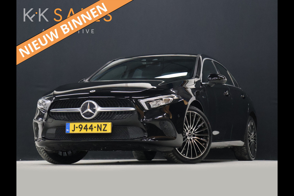 Mercedes-Benz A-Klasse 250 e Business Solution Luxury Limited [SFEERVERLICHTING, CAMERA, VOL LEDER, PDC V+A, STOELVERWARMING, BLUETOOTH, CRUISE, CLIMATE, NIEUWSTAAT]