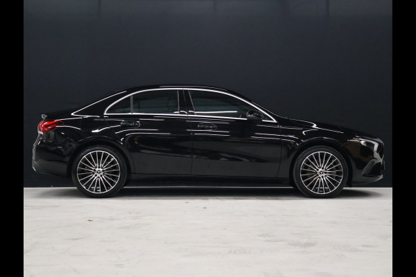 Mercedes-Benz A-Klasse 250 e Business Solution Luxury Limited [SFEERVERLICHTING, CAMERA, VOL LEDER, PDC V+A, STOELVERWARMING, BLUETOOTH, CRUISE, CLIMATE, NIEUWSTAAT]