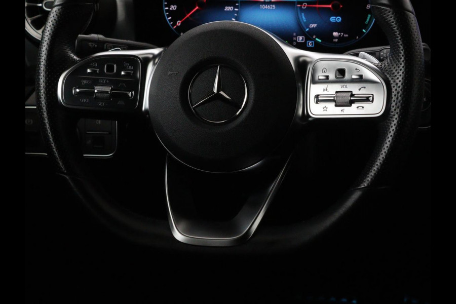 Mercedes-Benz CLA-Klasse Shooting Brake 250e AMG Night | Panoramadak | Adaptive cruise | Head-Up | Carplay | Stoelverwarming | Trekhaak | Leder/Alcantara | Widescreen | Full LED