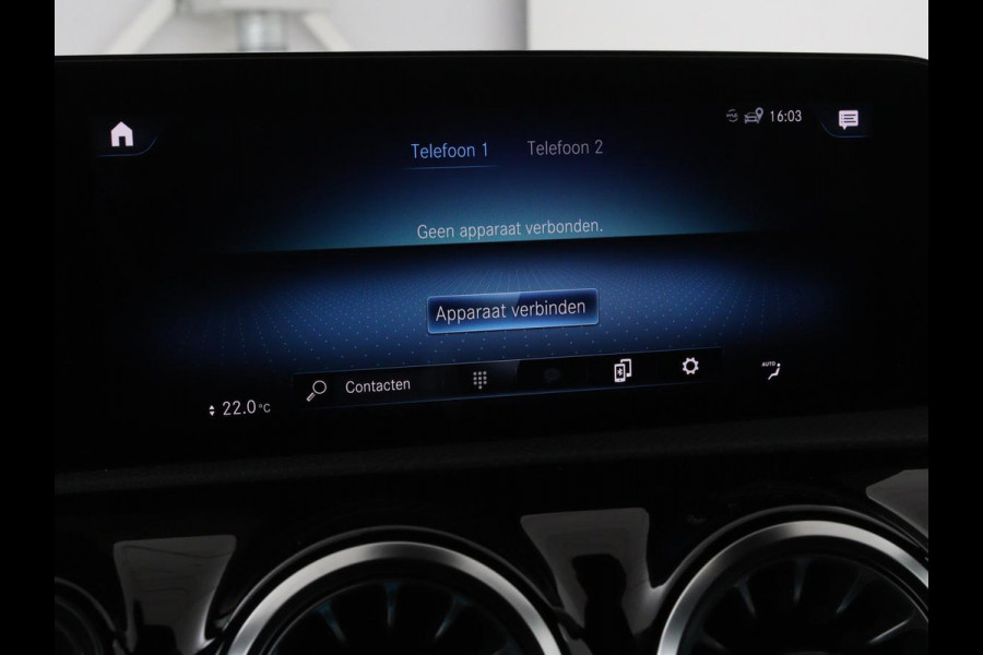 Mercedes-Benz CLA-Klasse Shooting Brake 250e AMG Night | Panoramadak | Adaptive cruise | Head-Up | Carplay | Stoelverwarming | Trekhaak | Leder/Alcantara | Widescreen | Full LED