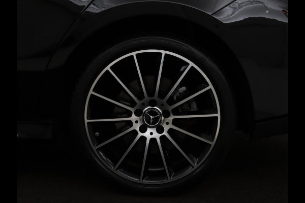 Mercedes-Benz CLA-Klasse Shooting Brake 250e AMG Night | Panoramadak | Adaptive cruise | Head-Up | Carplay | Stoelverwarming | Trekhaak | Leder/Alcantara | Widescreen | Full LED