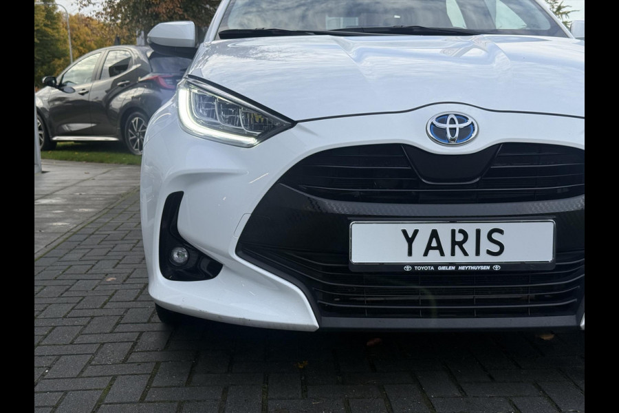 Toyota Yaris 1.5 Hybrid Dynamic Plus | Stoelverwarming, 16 inch, LED, Apple CarPlay/Android Auto, Parkeercamera, Keyless Toyota Yaris 1.5 Hybrid Dynamic Plus | Stoelverwarming, 16 inch, LED, Apple CarPlay/Android Auto, Parkeercamera, Keyless