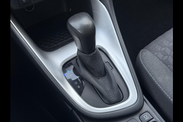 Toyota Yaris 1.5 Hybrid Dynamic Plus | Stoelverwarming, 16 inch, LED, Apple CarPlay/Android Auto, Parkeercamera, Keyless Toyota Yaris 1.5 Hybrid Dynamic Plus | Stoelverwarming, 16 inch, LED, Apple CarPlay/Android Auto, Parkeercamera, Keyless