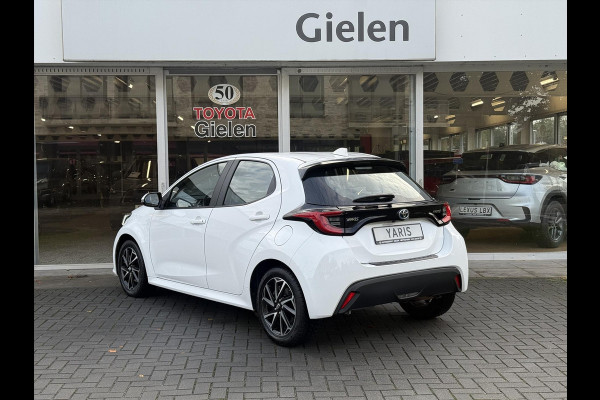 Toyota Yaris 1.5 Hybrid Dynamic Plus | Stoelverwarming, 16 inch, LED, Apple CarPlay/Android Auto, Parkeercamera, Keyless Toyota Yaris 1.5 Hybrid Dynamic Plus | Stoelverwarming, 16 inch, LED, Apple CarPlay/Android Auto, Parkeercamera, Keyless