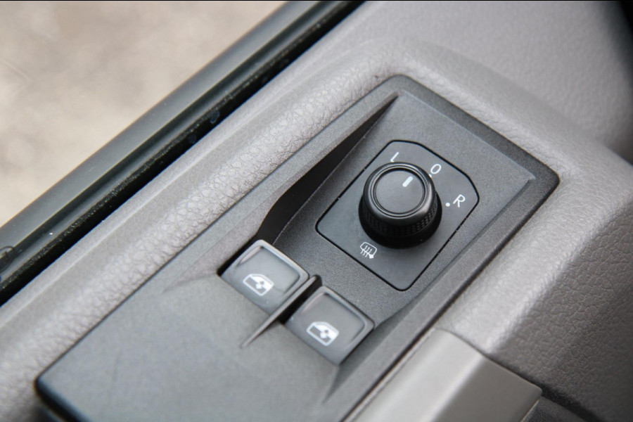 Volkswagen Crafter 35 2.0 TDI L4 / Bakwagen / Lage instap / Meubelbak / Luxe