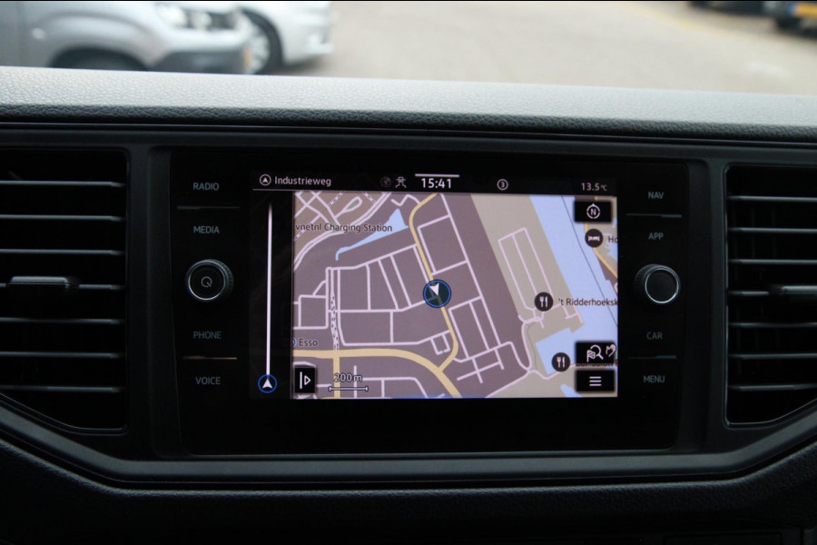 Volkswagen Crafter 35 2.0 TDI L4 / Bakwagen / Lage instap / Meubelbak / Luxe