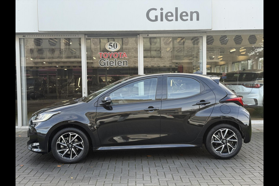 Toyota Yaris 1.5 Hybrid Dynamic Plus | Stoelverwarming, 16 inch, LED, Apple CarPlay/Android Auto, Parkeercamera, Keyless Toyota Yaris 1.5 Hybrid Dynamic Plus | Stoelverwarming, 16 inch, LED, Apple CarPlay/Android Auto, Parkeercamera, Keyless