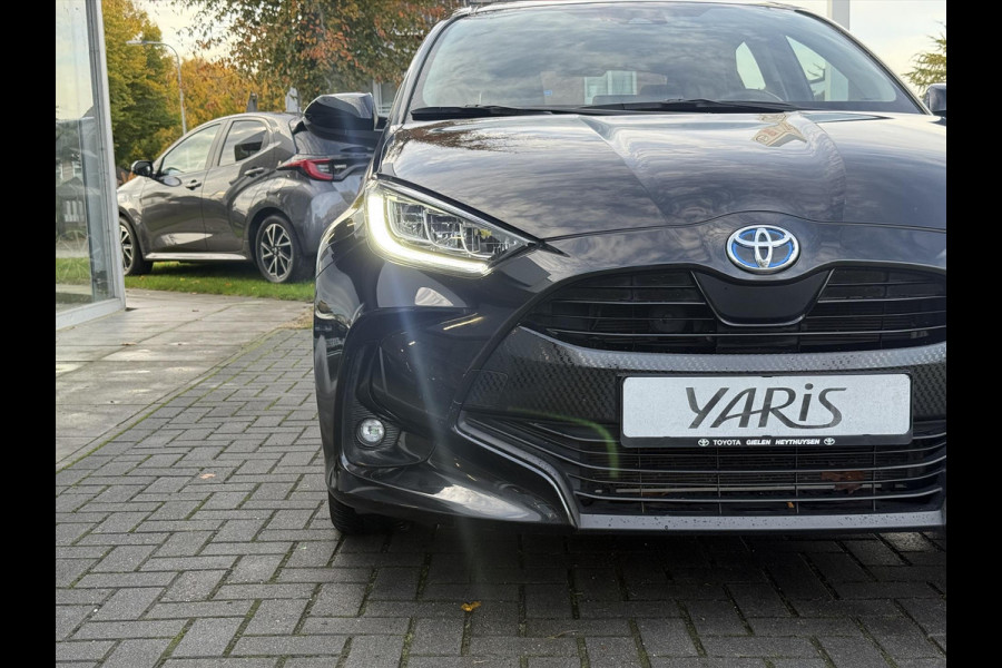 Toyota Yaris 1.5 Hybrid Dynamic Plus | Stoelverwarming, 16 inch, LED, Apple CarPlay/Android Auto, Parkeercamera, Keyless Toyota Yaris 1.5 Hybrid Dynamic Plus | Stoelverwarming, 16 inch, LED, Apple CarPlay/Android Auto, Parkeercamera, Keyless
