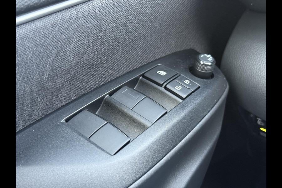 Toyota Yaris 1.5 Hybrid Dynamic Plus | Stoelverwarming, 16 inch, LED, Apple CarPlay/Android Auto, Parkeercamera, Keyless Toyota Yaris 1.5 Hybrid Dynamic Plus | Stoelverwarming, 16 inch, LED, Apple CarPlay/Android Auto, Parkeercamera, Keyless