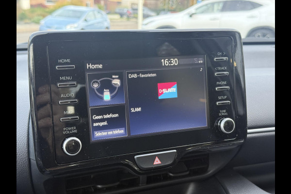 Toyota Yaris 1.5 Hybrid Dynamic Plus | Stoelverwarming, 16 inch, LED, Apple CarPlay/Android Auto, Parkeercamera, Keyless Toyota Yaris 1.5 Hybrid Dynamic Plus | Stoelverwarming, 16 inch, LED, Apple CarPlay/Android Auto, Parkeercamera, Keyless
