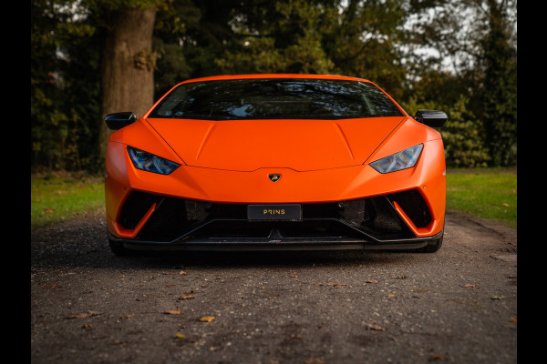 Lamborghini Huracan 5.2 V10 Performante | Arancio Antaeus | Carbon Bucket Seats | Lift | Camera