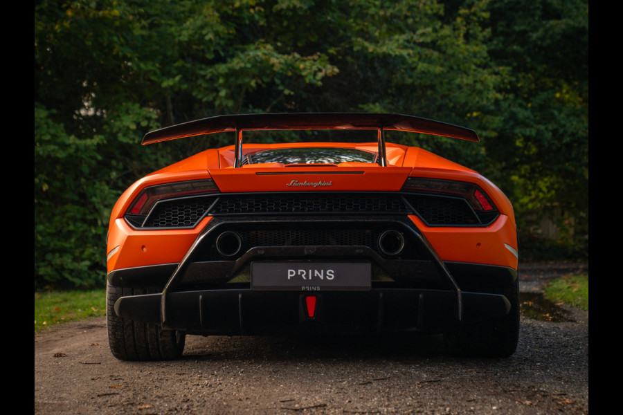 Lamborghini Huracan 5.2 V10 Performante | Arancio Antaeus | Carbon Bucket Seats | Lift | Camera