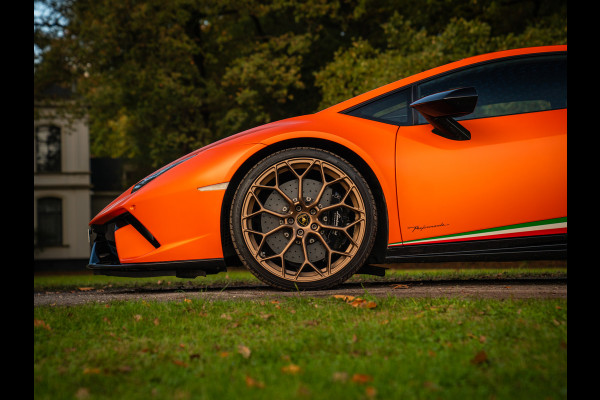 Lamborghini Huracan 5.2 V10 Performante | Arancio Antaeus | Carbon Bucket Seats | Lift | Camera