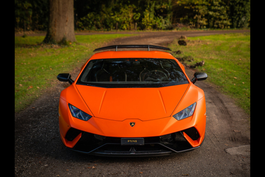 Lamborghini Huracan 5.2 V10 Performante | Arancio Antaeus | Carbon Bucket Seats | Lift | Camera
