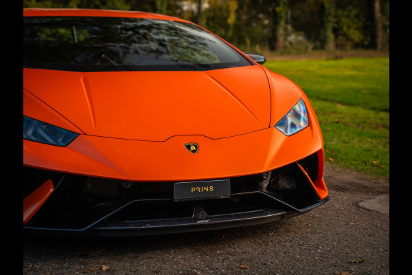Lamborghini Huracan 5.2 V10 Performante | Arancio Antaeus | Carbon Bucket Seats | Lift | Camera