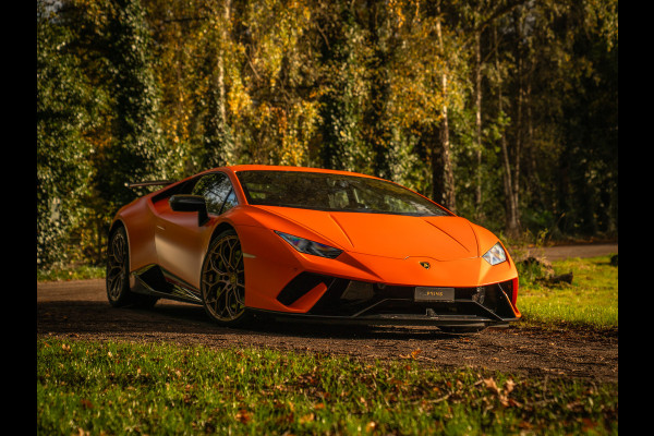 Lamborghini Huracan 5.2 V10 Performante | Arancio Antaeus | Carbon Bucket Seats | Lift | Camera