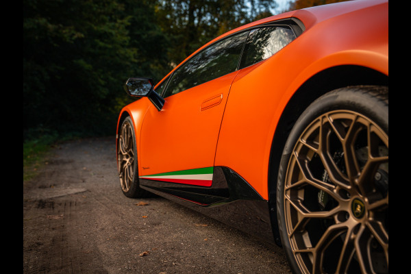 Lamborghini Huracan 5.2 V10 Performante | Arancio Antaeus | Carbon Bucket Seats | Lift | Camera