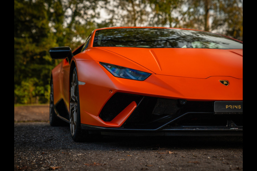 Lamborghini Huracan 5.2 V10 Performante | Arancio Antaeus | Carbon Bucket Seats | Lift | Camera