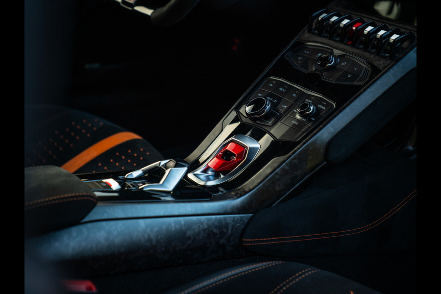 Lamborghini Huracan 5.2 V10 Performante | Arancio Antaeus | Carbon Bucket Seats | Lift | Camera