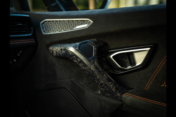 Lamborghini Huracan 5.2 V10 Performante | Arancio Antaeus | Carbon Bucket Seats | Lift | Camera