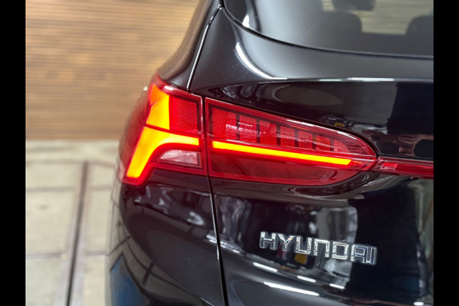 Hyundai Santa Fe 1.6 T-GDI PHEV Premium Sky 7p. | Pano | ACC | Winterpakket | Luxe Leder | Memory | 360° Camera